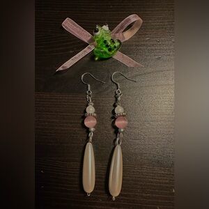 Coquette Pearl Cat’s Eye Earrings